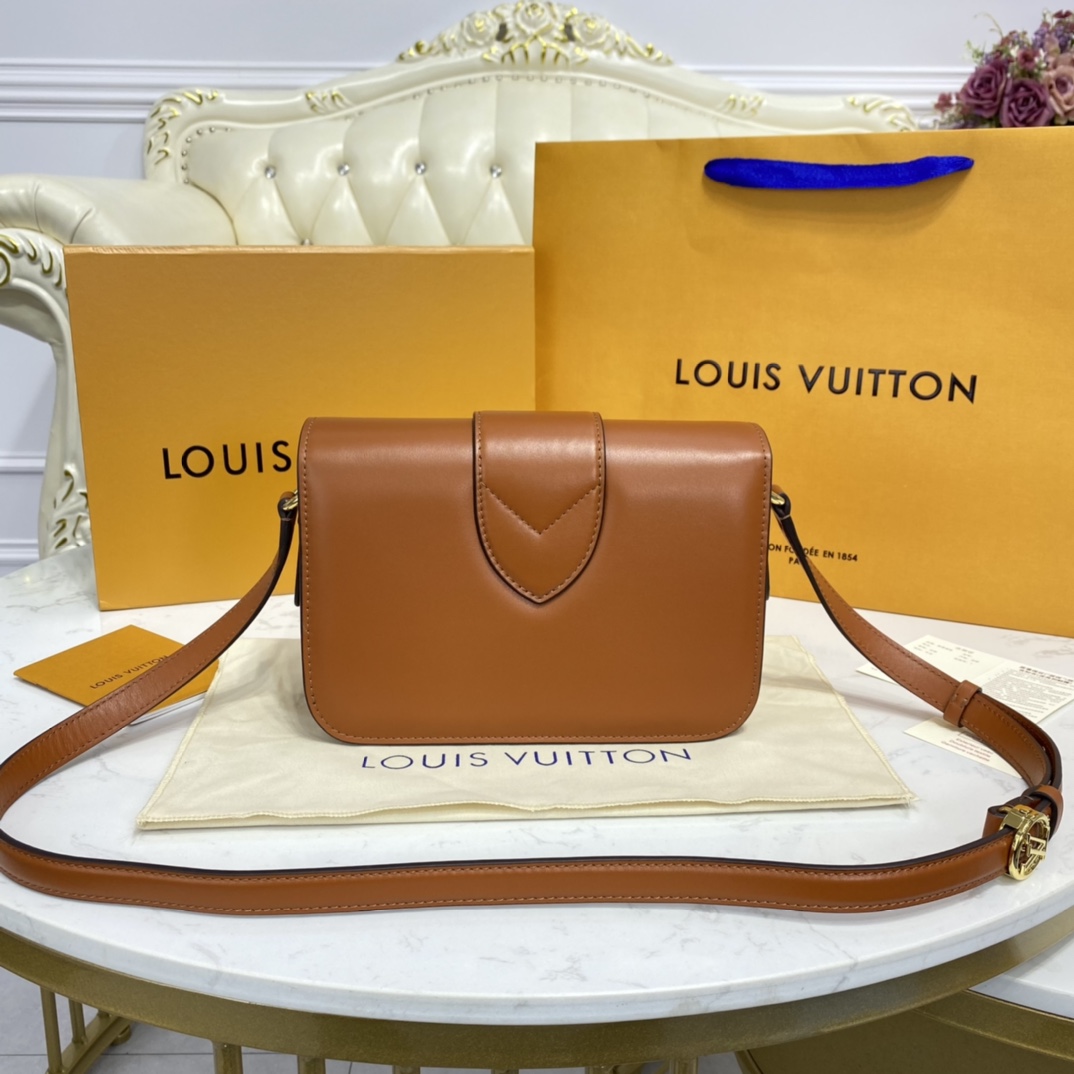 Louis Vuitton LV PONT 9 SOFT Smooth calfskin Shoudler Bag M55946 Summer Gold